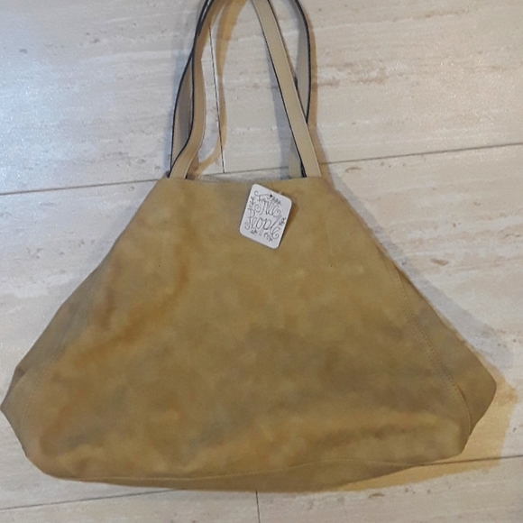 Free People Handbags - NWT Free People Shoulder Bag